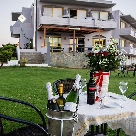 Nereides Hotel Kolimvarion Bagian luar foto