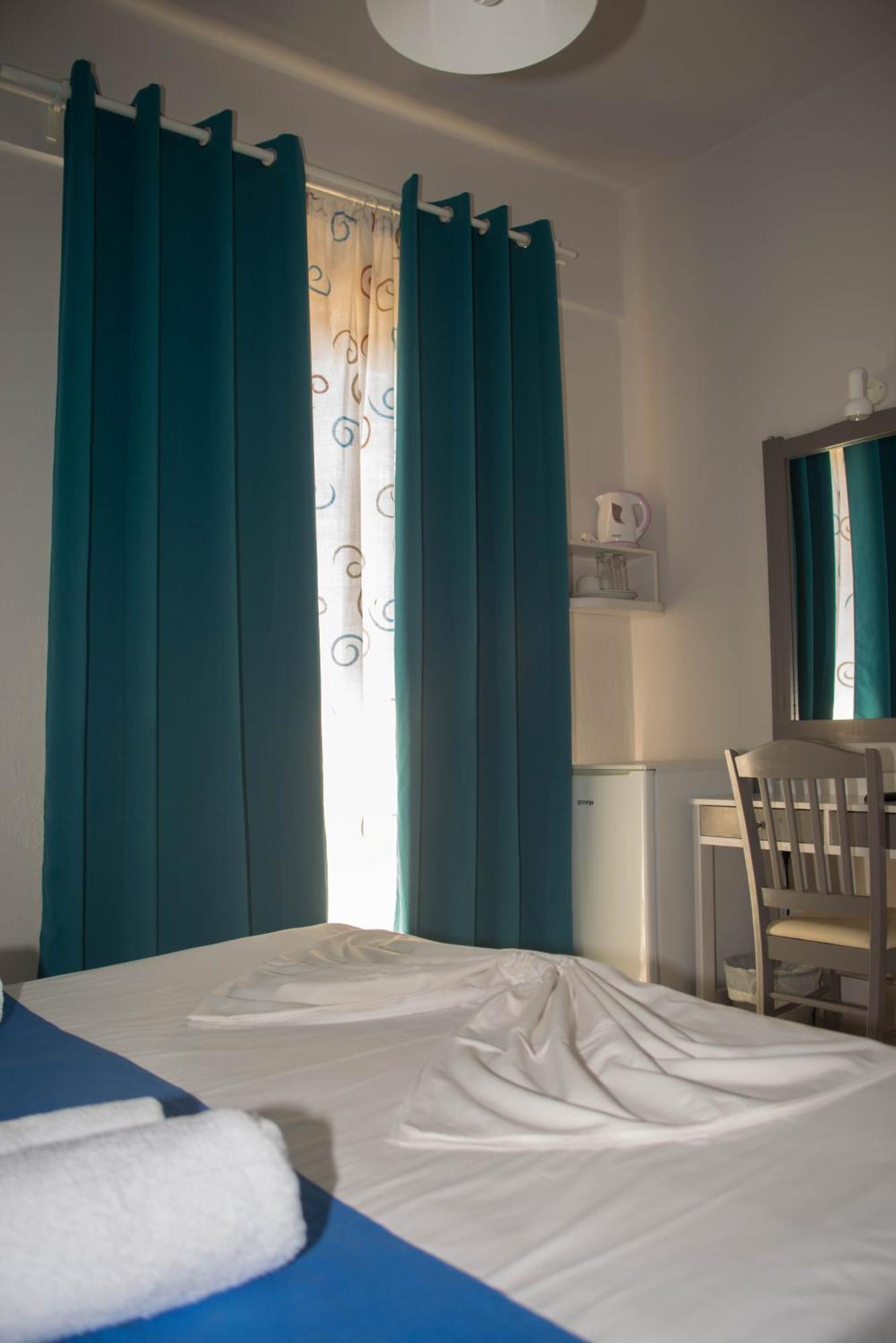 Nereides Hotel Kolimvarion Bagian luar foto