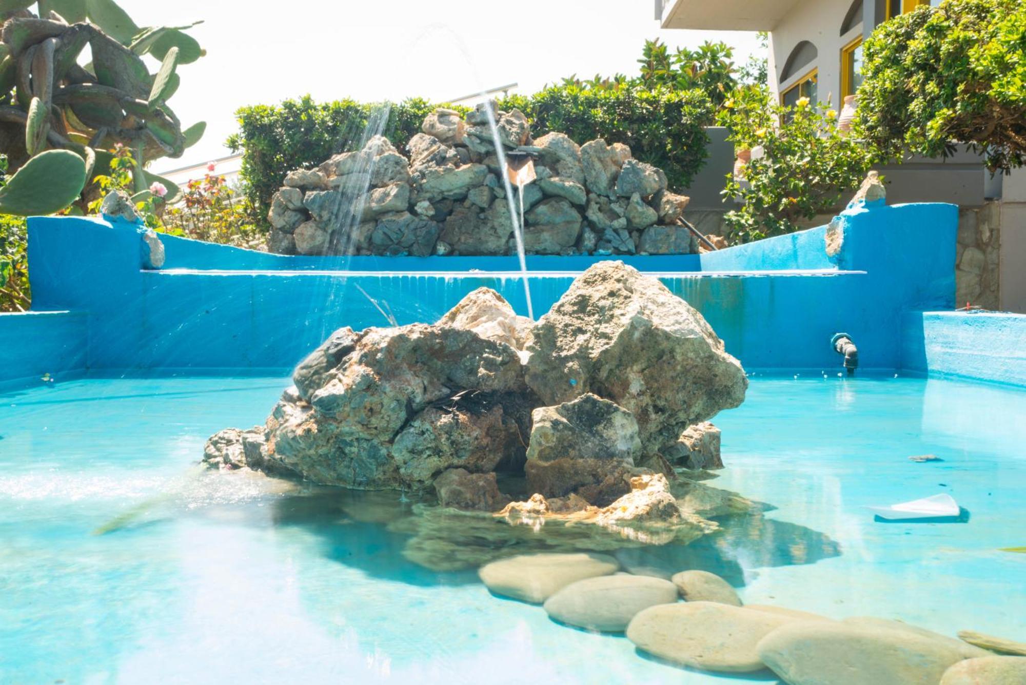 Nereides Hotel Kolimvarion Bagian luar foto