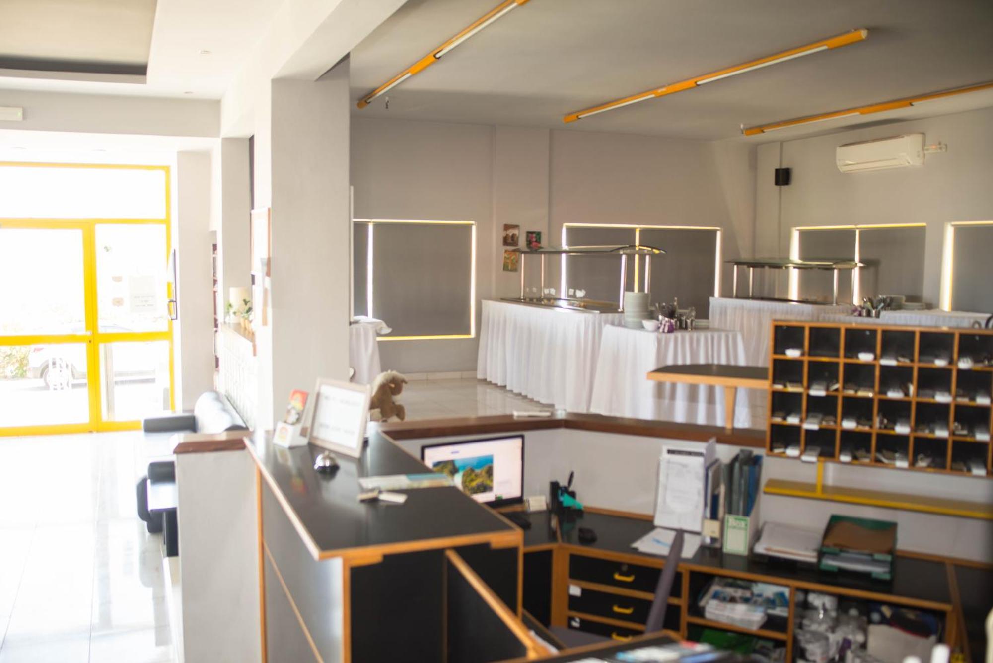 Nereides Hotel Kolimvarion Bagian luar foto