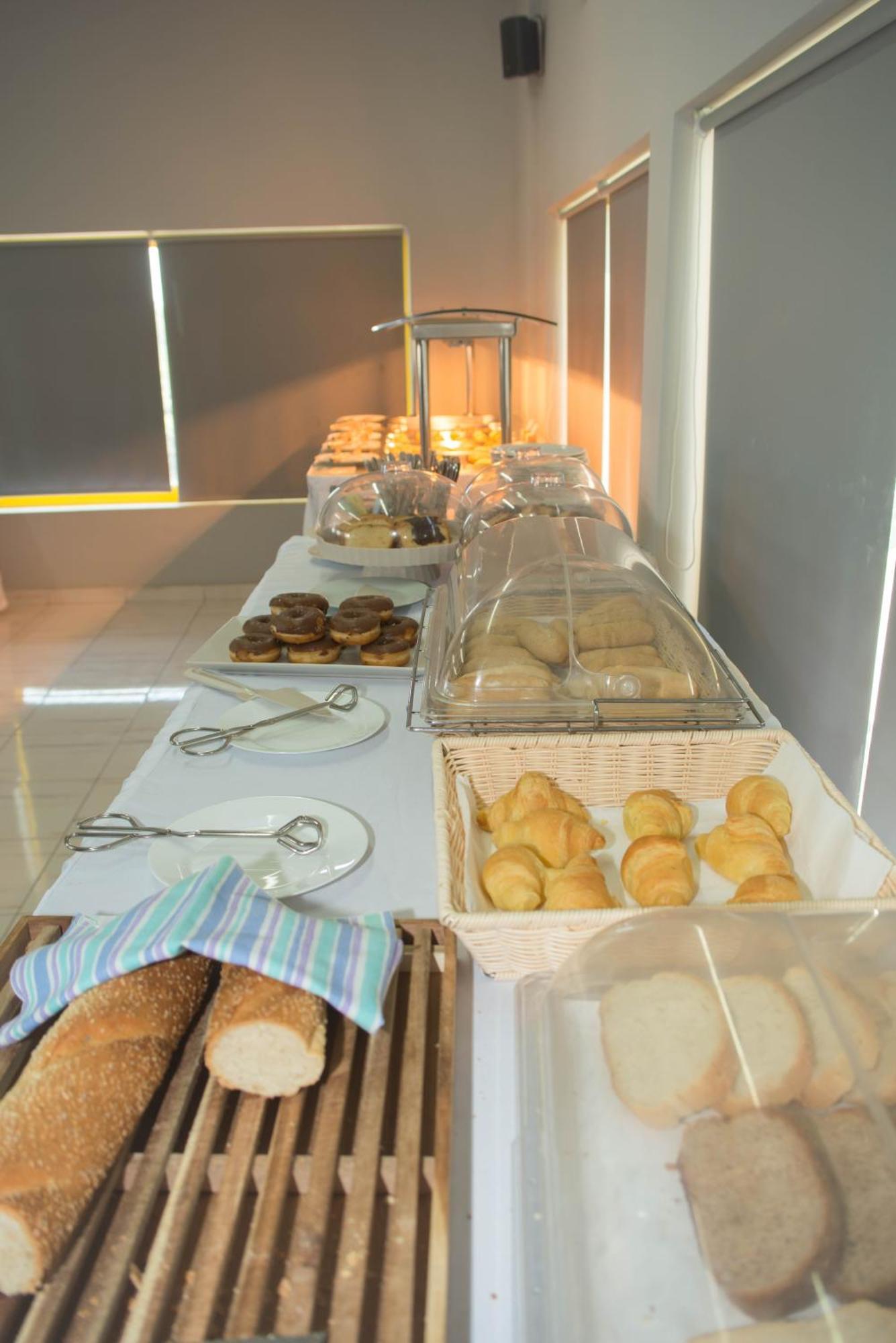 Nereides Hotel Kolimvarion Bagian luar foto
