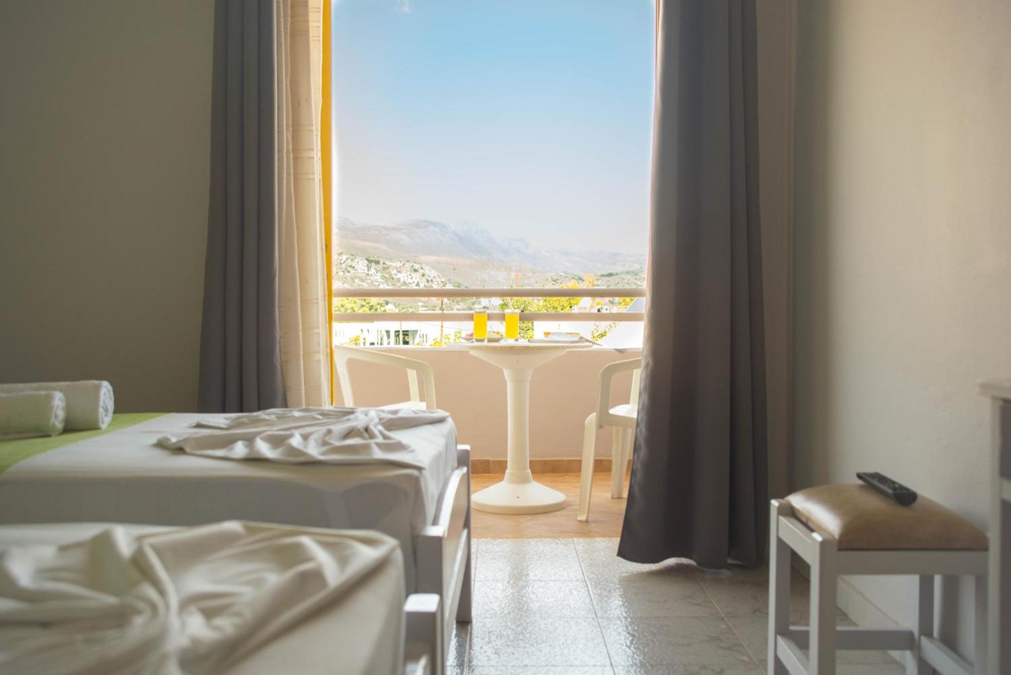 Nereides Hotel Kolimvarion Bagian luar foto