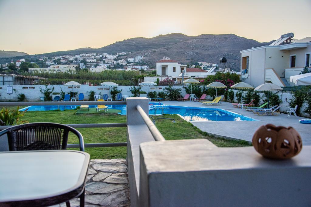 Nereides Hotel Kolimvarion Bagian luar foto