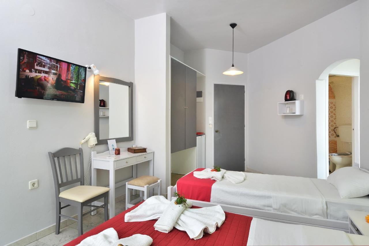 Nereides Hotel Kolimvarion Bagian luar foto